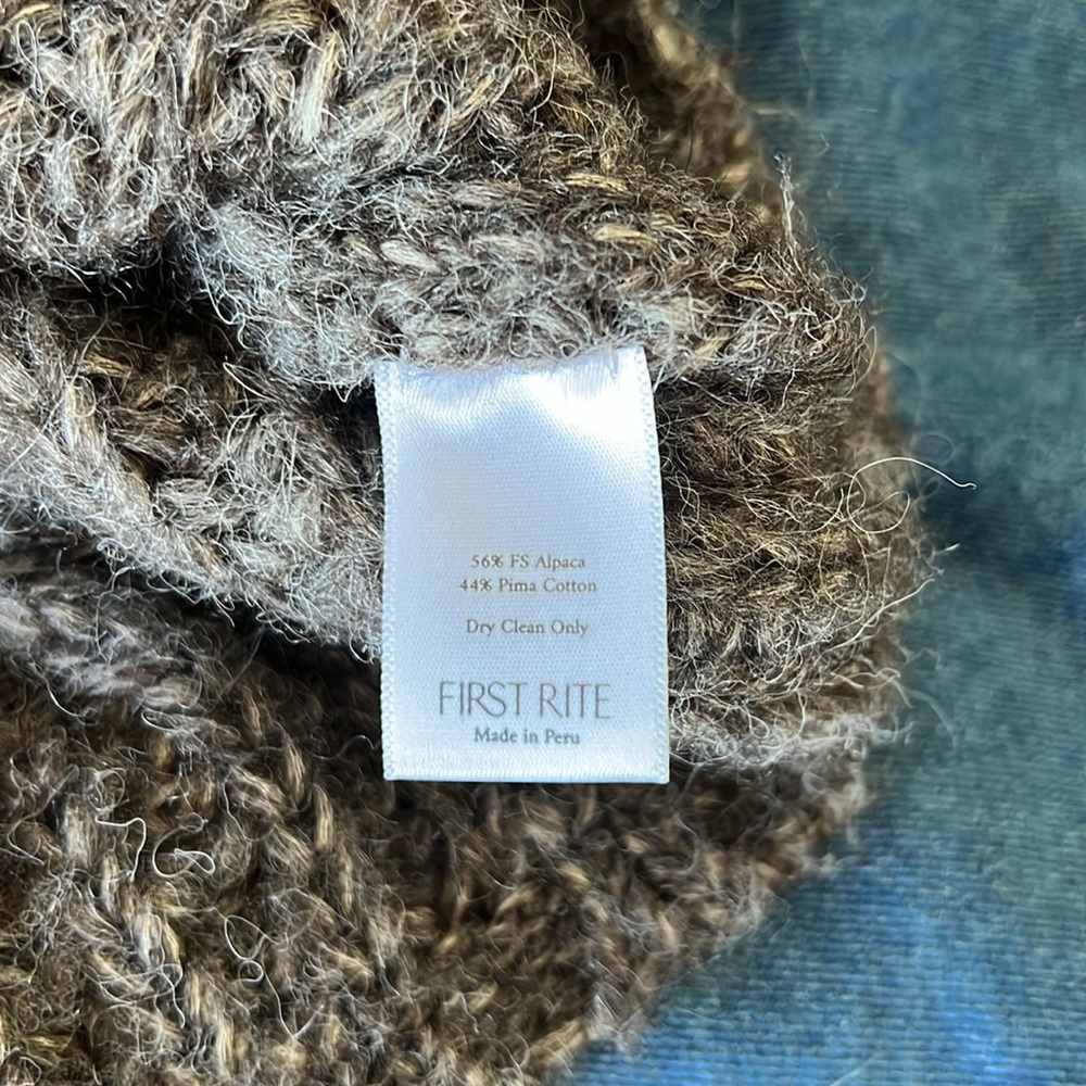 First Rite Alpaca cropped sweater - Picture 4 of 4